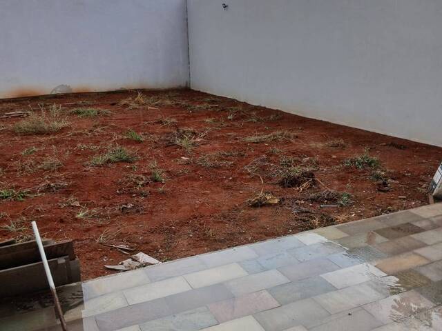 Casa para Venda em Araguari - 4