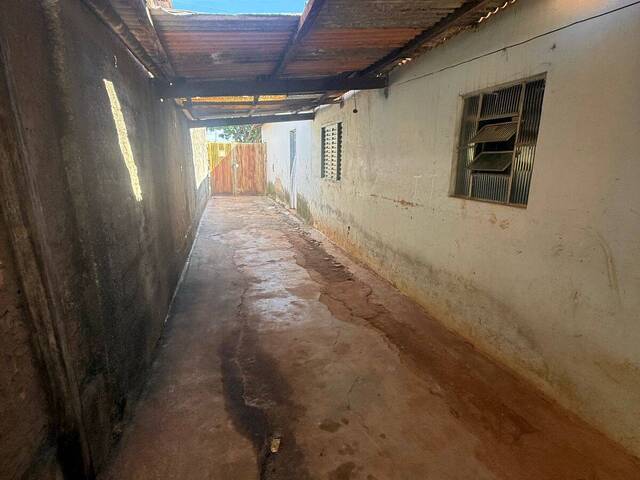 ##VD 22280 - Casa para Venda em Araguari - MG - 1