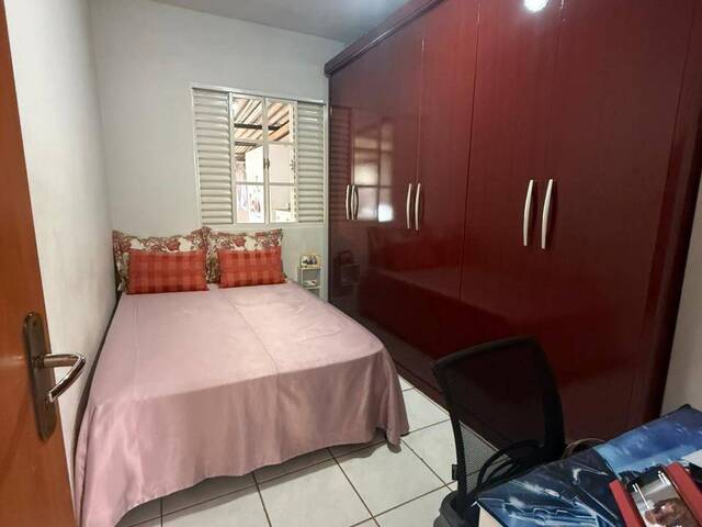 Casa para Venda em Araguari - 5