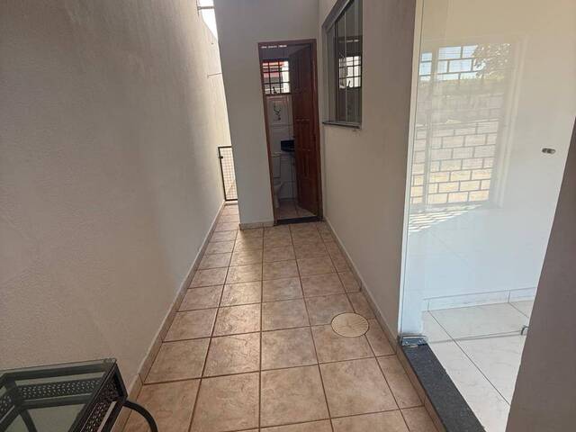 Casa para Venda em Araguari - 2