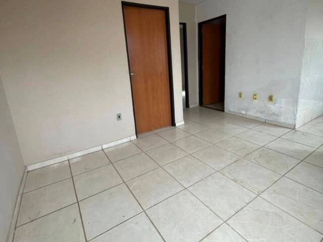 Casa para Venda em Araguari - 5
