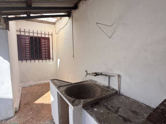#LC 1775 - Casa para Locação em Araguari - MG